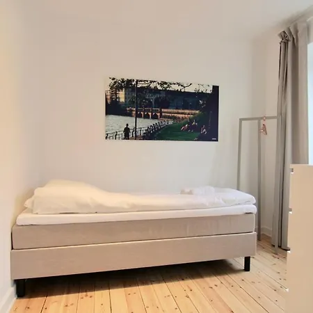 Apartment Newly Refurbished 2-br In Amager - 191 *